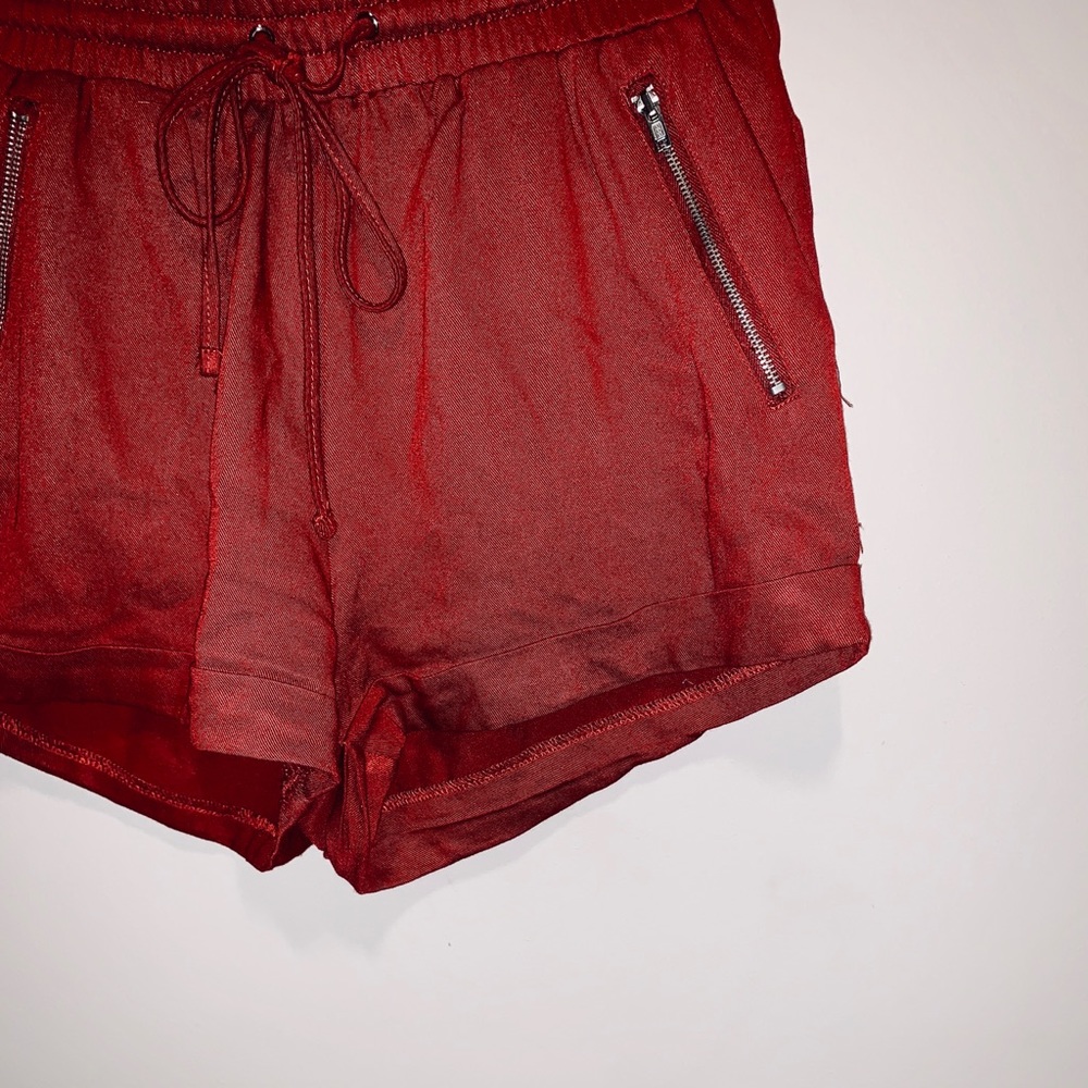 SHORTS NWOT